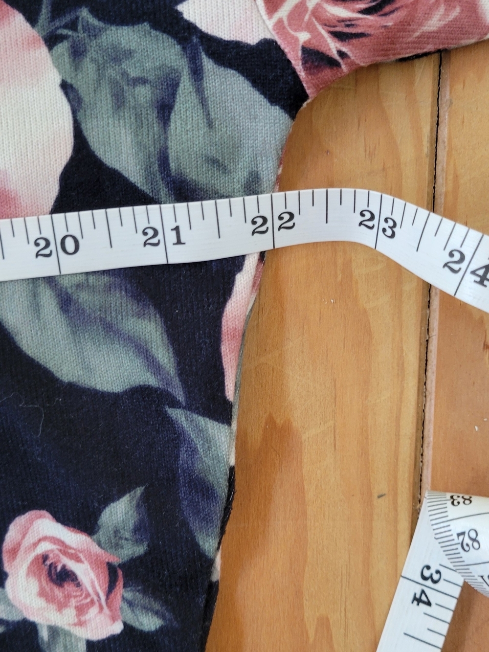Tribal Jeans Black Top with Pink Rose Floral Print - Picture 4 of 5